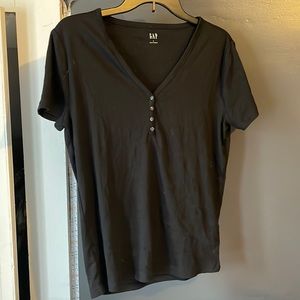 Gap Button Tee
